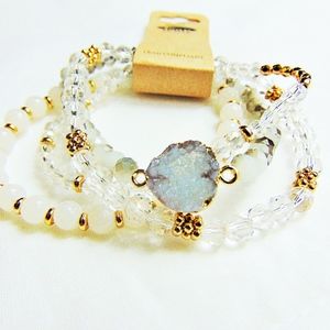 White & Druzy Stone Mixed Bead Bracelet